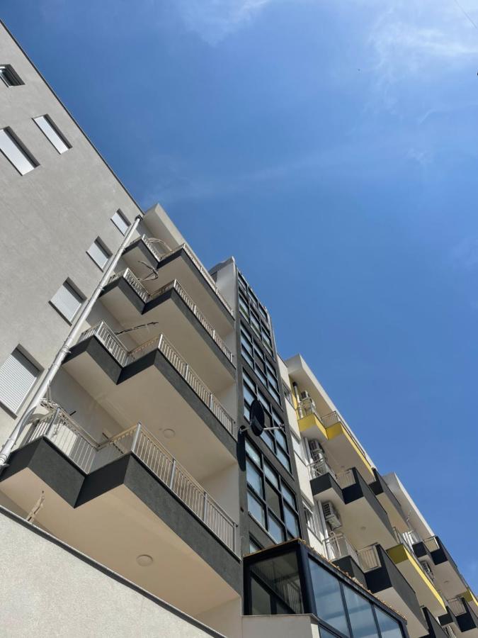 Twentysix Apartment Shkodër Exterior foto